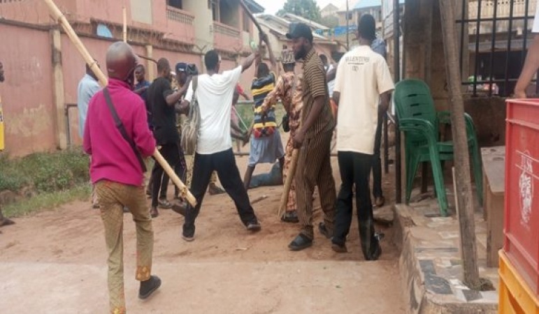 JUST IN: Mob kills man after traffic disruption in Ogun  