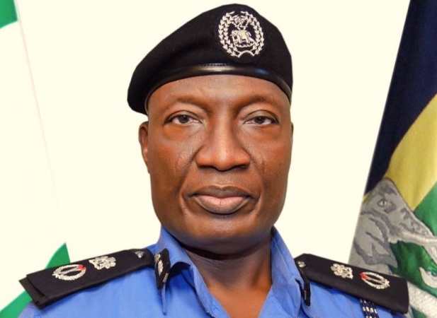 Jilted lover’s agent bathes wrong person with acid in Lagos attack