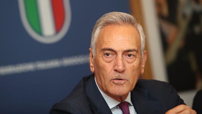 Italian FA head and Buffon quit over World Cup failure