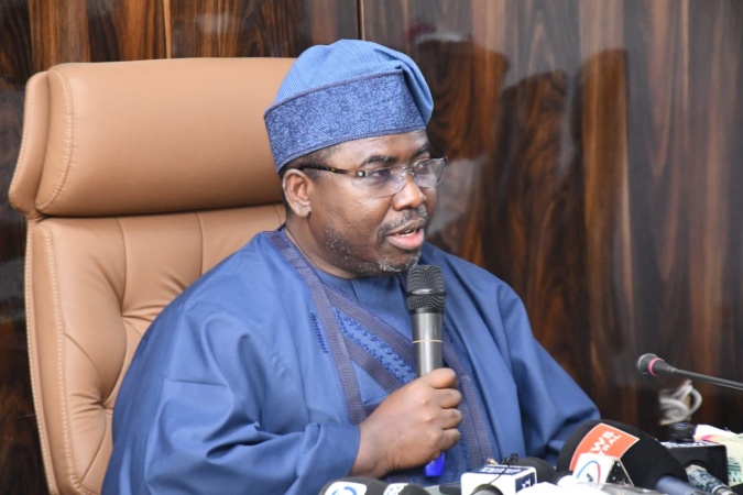 Amupitan’s past tweets show an APC sympathiser