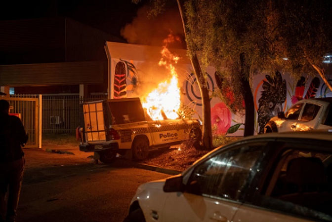 Child murder sparks unrest as mob sets Police van ablaze in Australia