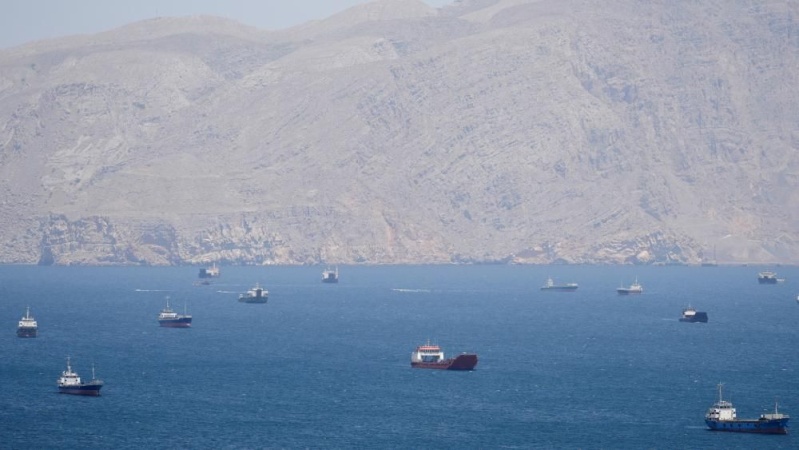 US threatens shipping firms with sanctions if they pay Iran tolls