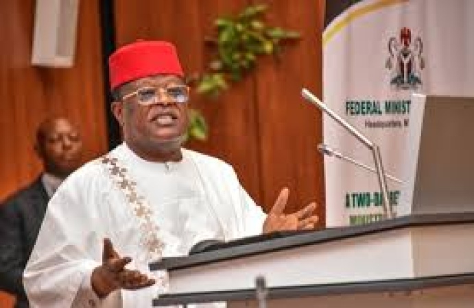 FG hands over Carter Bridge for reconstruction, promises cable section