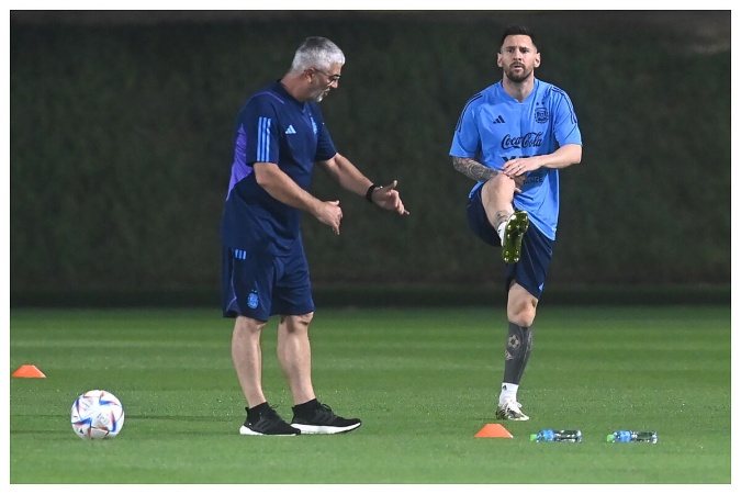 Messi trains alone as Argentina hold first World Cup practice