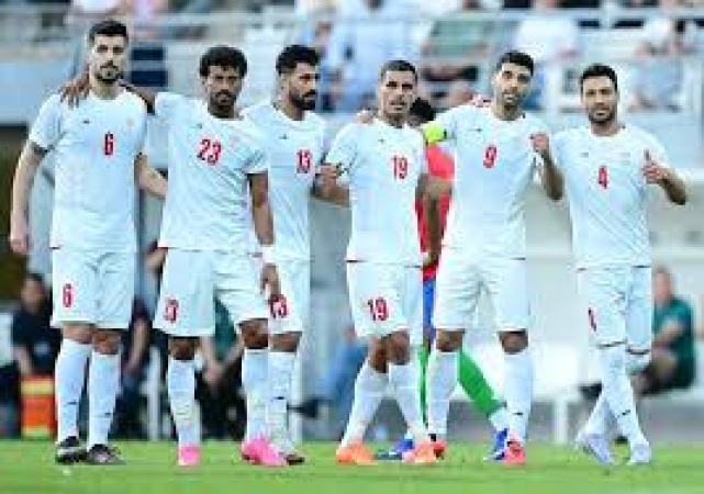 Iran says staff blocked from entering US after players given World Cup visas