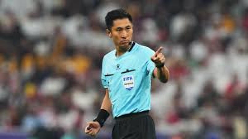 With no team in World Cup, China fans rally around a red card-happy referee