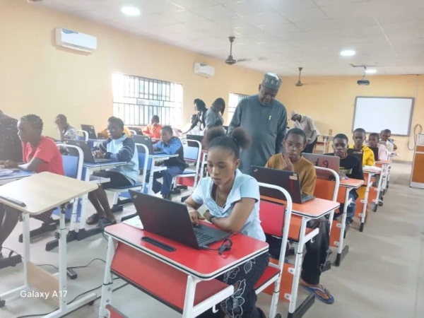 15,281 Candidates Sit NABTEB Entrance Exam for Technical Colleges Nationwide 15,281 candidates sit for entrance exam to technical colleges nationwide | News Express Nigeria