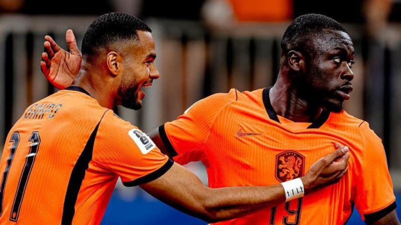 Premier League stars shine as Netherlands thrash Sweden