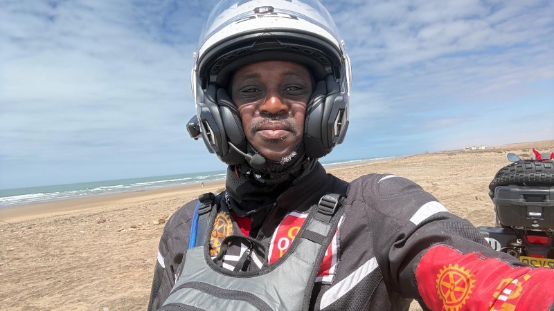 Nigerian cyclist pedals from London to Lagos in campaign to end polio