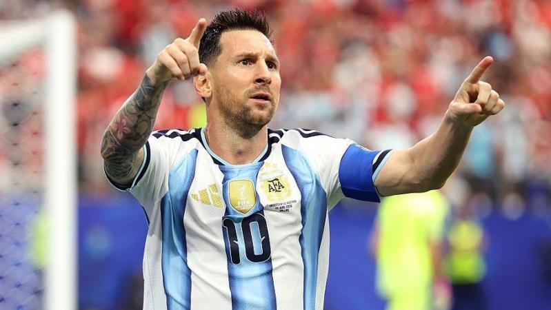 From retirement to records - another immortal Messi moment