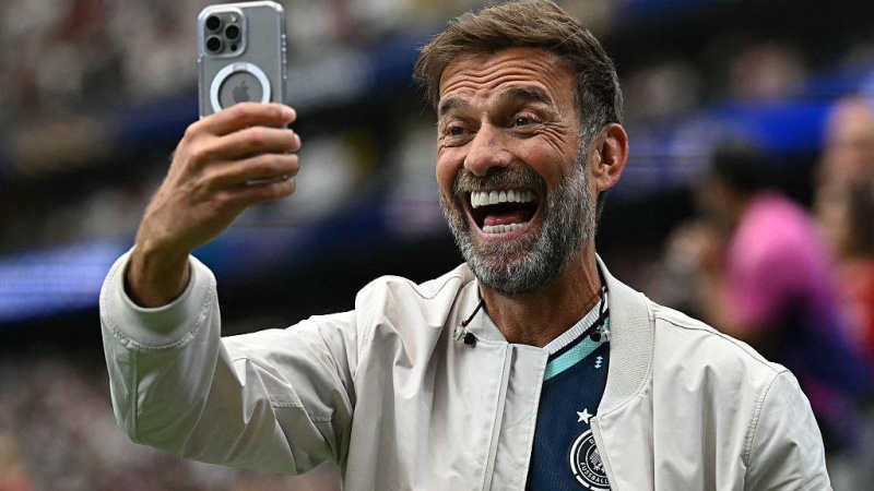 Germany fans in need of hope as prospect of Klopp looms