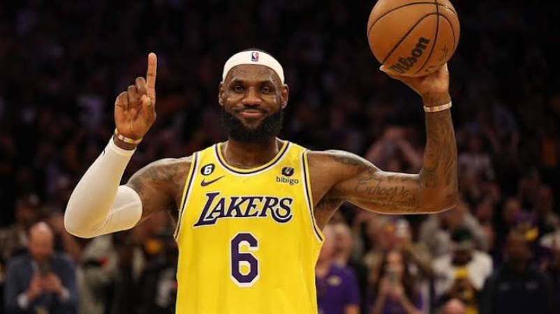   Basketball superstar James to leave LA Lakers