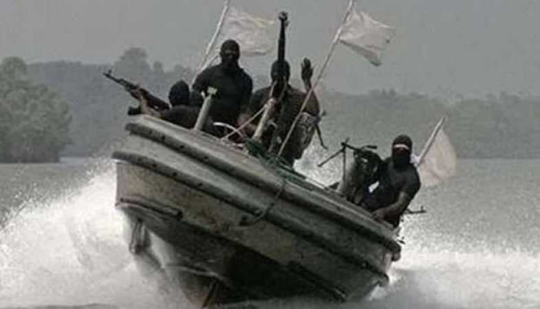 Troops foil sea pirates’ kidnap attempt, rescue 37 traders in Akwa Ibom