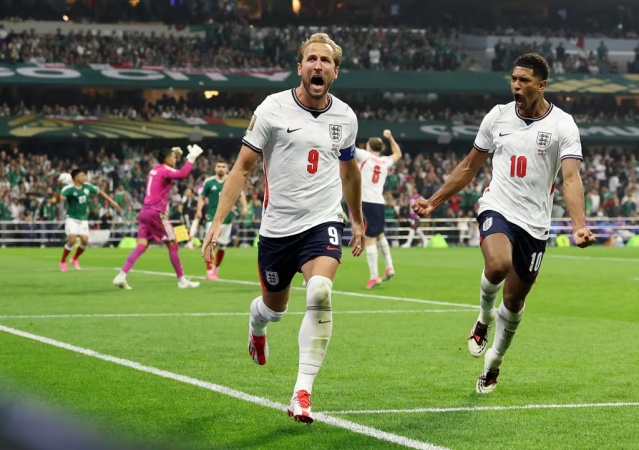 England edge Mexico in World Cup classic to land in quarter-finals