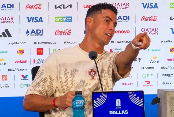 'You've been trying to kill me for 23 years' - should Ronaldo start?