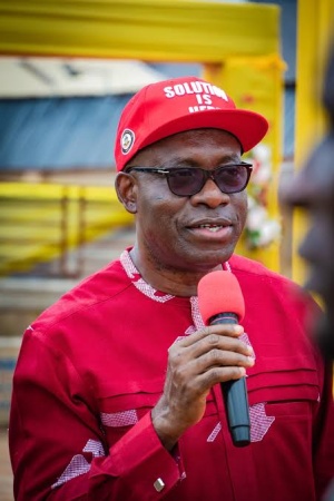 Anambra Govt presents SUVs to 10 judges