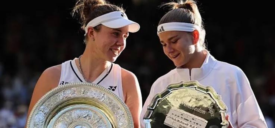 Noskova holds off extraordinary Muchova fightback to win Wimbledon