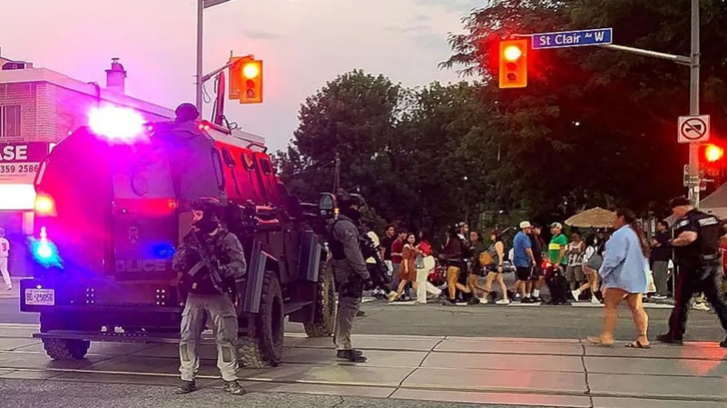 At least two shot dead during street festival in Canada