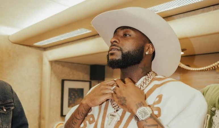 Why I spend N400m monthly — Davido