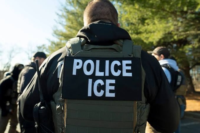 US Immigration Police arrests 238 illegal aliens in a single day