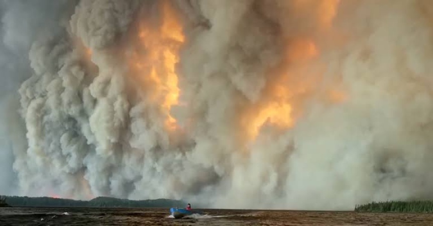 Canada fires prompt US air quality alerts as smoke blankets major cities