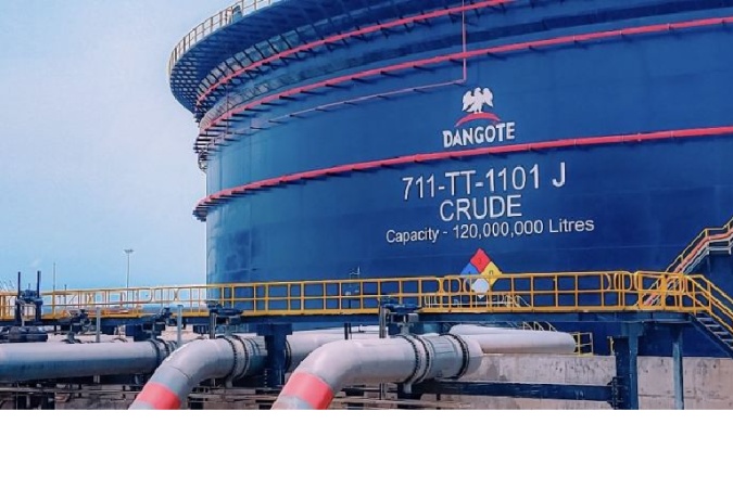 Marketers boycott Dangote fuel over dollar requirement