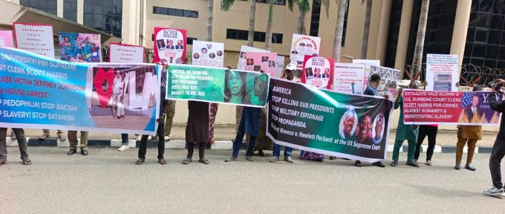 Rights activists, lawyers protest at Federal High Court