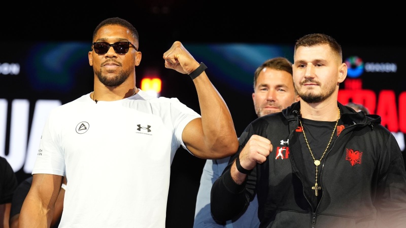 Barry Hearn predicts Anthony Joshua to win fight against Kristian Prenga