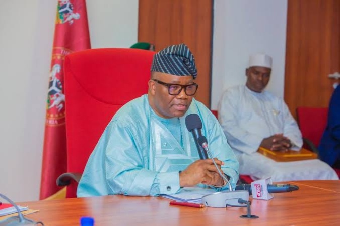 Senate moves to regulate, coordinate foreign aid, grants, donations