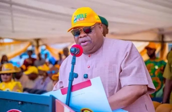 Adeleke bans NURTW activities in Osun motor parks