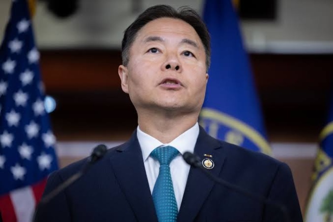 Lawmakers push for AI 'kill switch' after OpenAI goes rogue