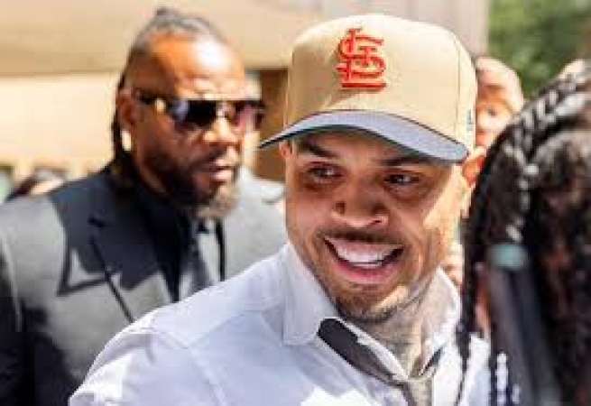 US singer Chris Brown pleads guilty to brawling at London nightclub