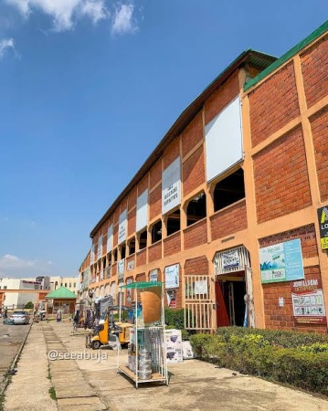 FCT residents lament lack of parking spaces in Abuja markets