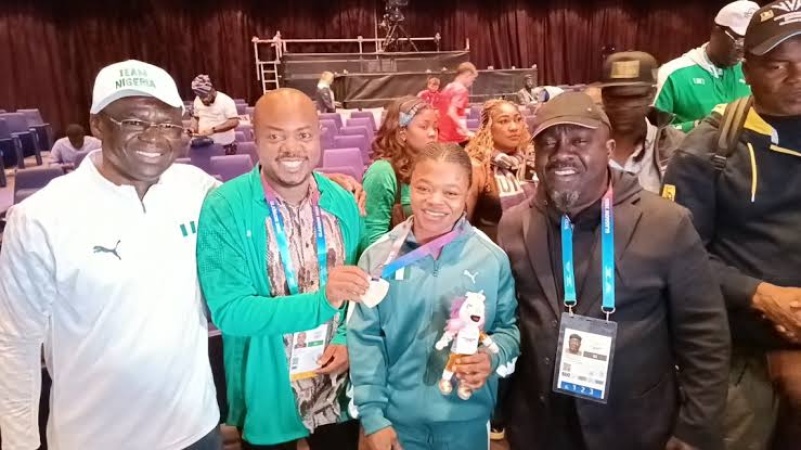 Commonwealth Games: Nigeria’s Lawal, Didih win weightlifting gold