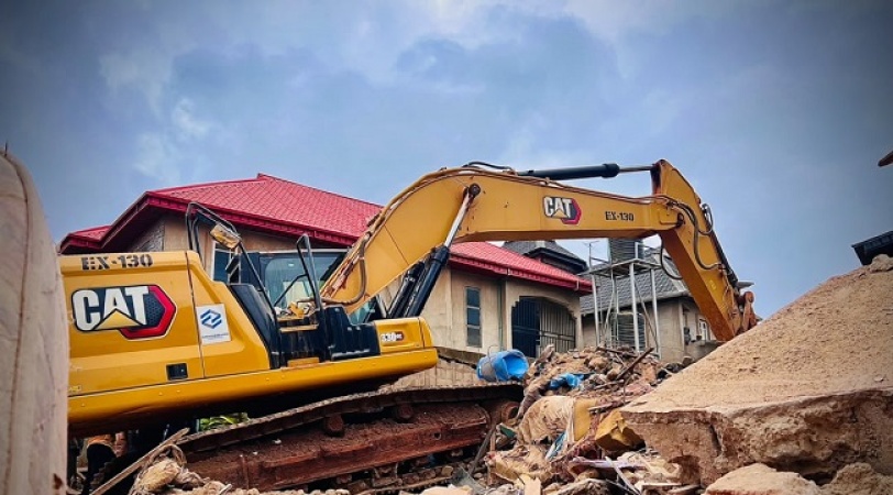 JUST IN: Three dead, 12 rescued as building sinks into ground In Ogun