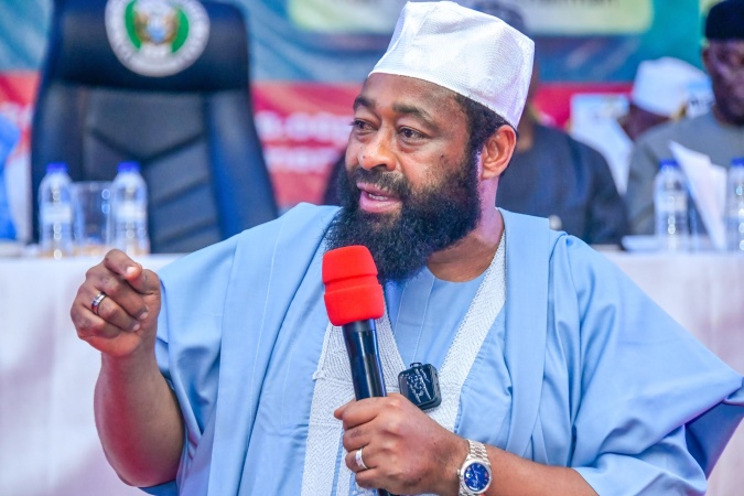 Aftermath of party primaries: Aggrieved APC members defy Governor Bago’s reconciliatory move, as over 200 defect to ADC in Niger