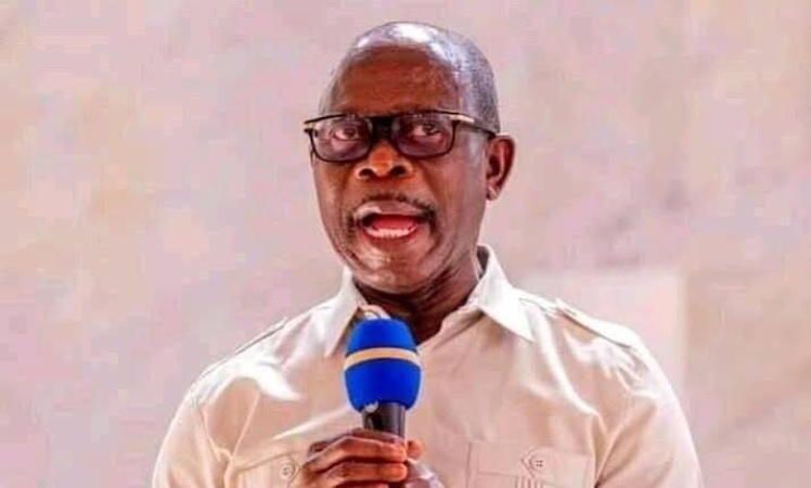 Oshiomhole accuses Umahi of neglecting Edo, Delta federal roads