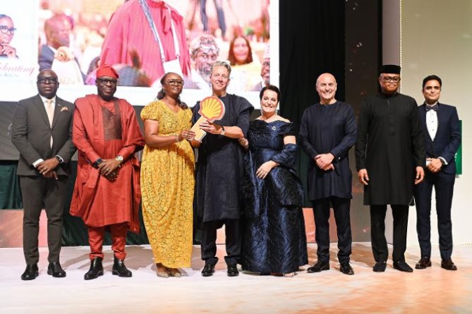 Shell bids farewell to Executive Vice President Nigeria and Country Chair Marno, as Elohor assumes role