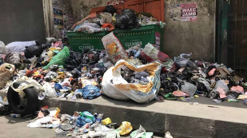 Lagos community rejects waste collection fee hike, cites poor service