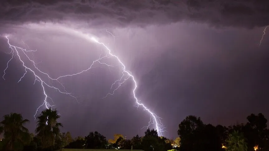 Storms leave 2 dead, 53,000 households without power in France