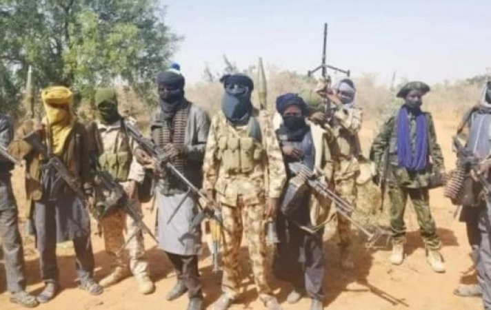 Bandits flee with gunshot wounds after clash with security team