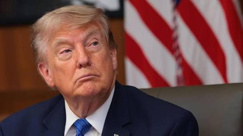 Trump threatens to revive $1.8bn ‘anti-weaponisation’ fund as Senate standoff deepens
