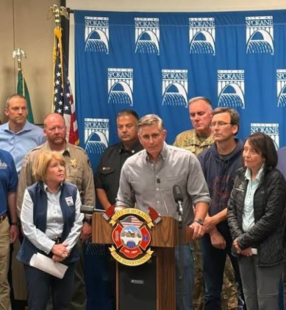 Washington state wildfires force 60,000 people to evacuate homes