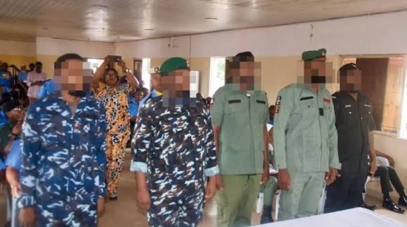 The extortionate checkpoint police personnel arrested in Abuja — Nigerian Tribune Editorial