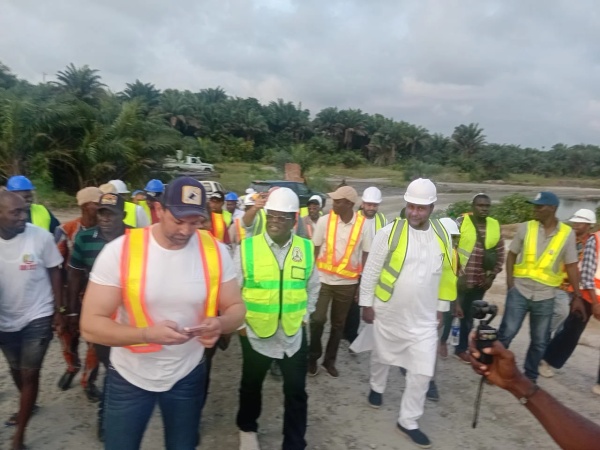 Tinubu will deliver Lagos-Calabar Coastal Highway — Umahi