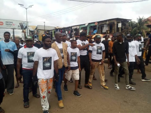 Anambra Gov’t, DSS, others stage rally against terrorism in Anambra