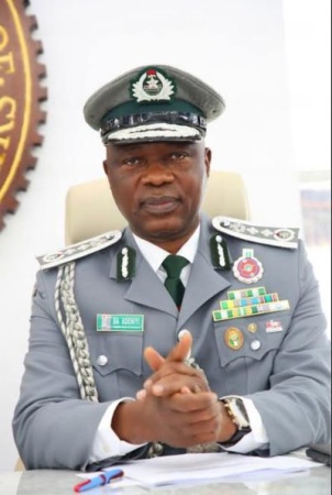  Customs uncovers arms smuggling plot, intercepts N373.8M drug shipment at Tincan Port