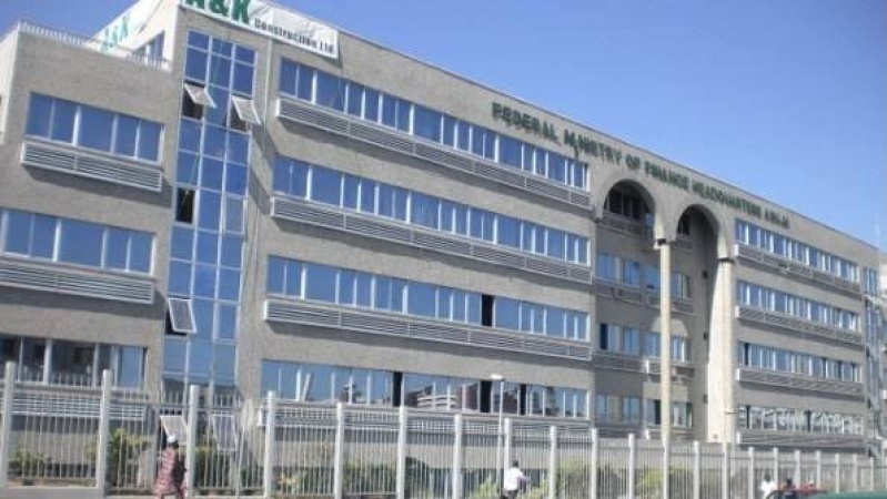 Nigeria’s debt hits N159.3trn as government borrows N14.6trn in 1 year