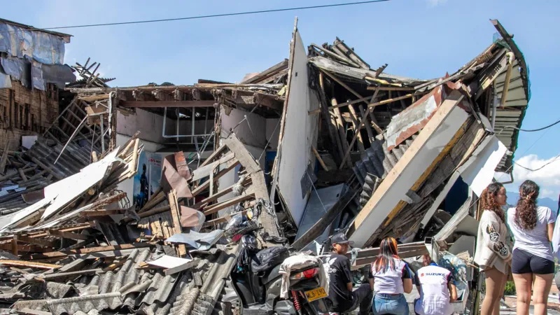 State of emergency as  earthquake kills at least 132 in Colombia