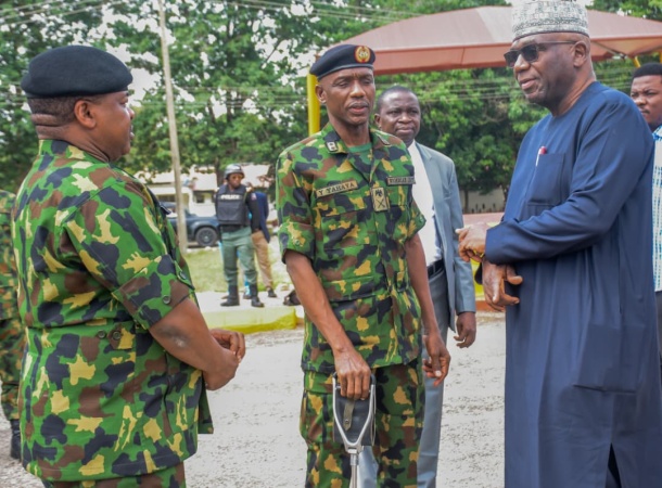 AbdulRazaq receives army battalion for Omu Aran axis, thanks President for prompt action